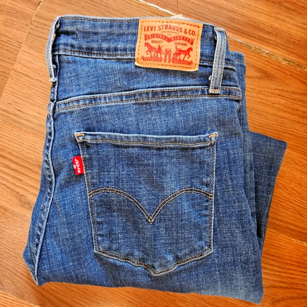 Levi's women's skinny jeans